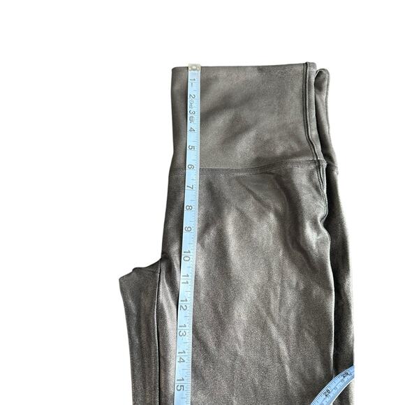 Spanx Plus Pull On Stretch Slimming Shaping Faux Leather Black Leggings Size 1X - Picture 10 of 12